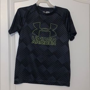 under armour kids shirt